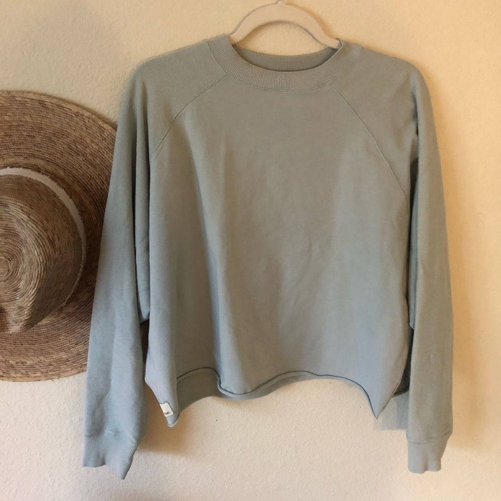 Vuori Faye sweatshirt in sage size XS